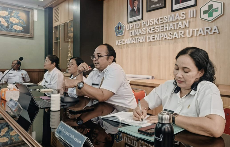 Lokakarya Mini Awal Tahun dan Penandatanganan Komitmen Bersama Tahun 2026 UPTD Puskesmas III Dinas Kesehatan Kec.Denpasar Utara